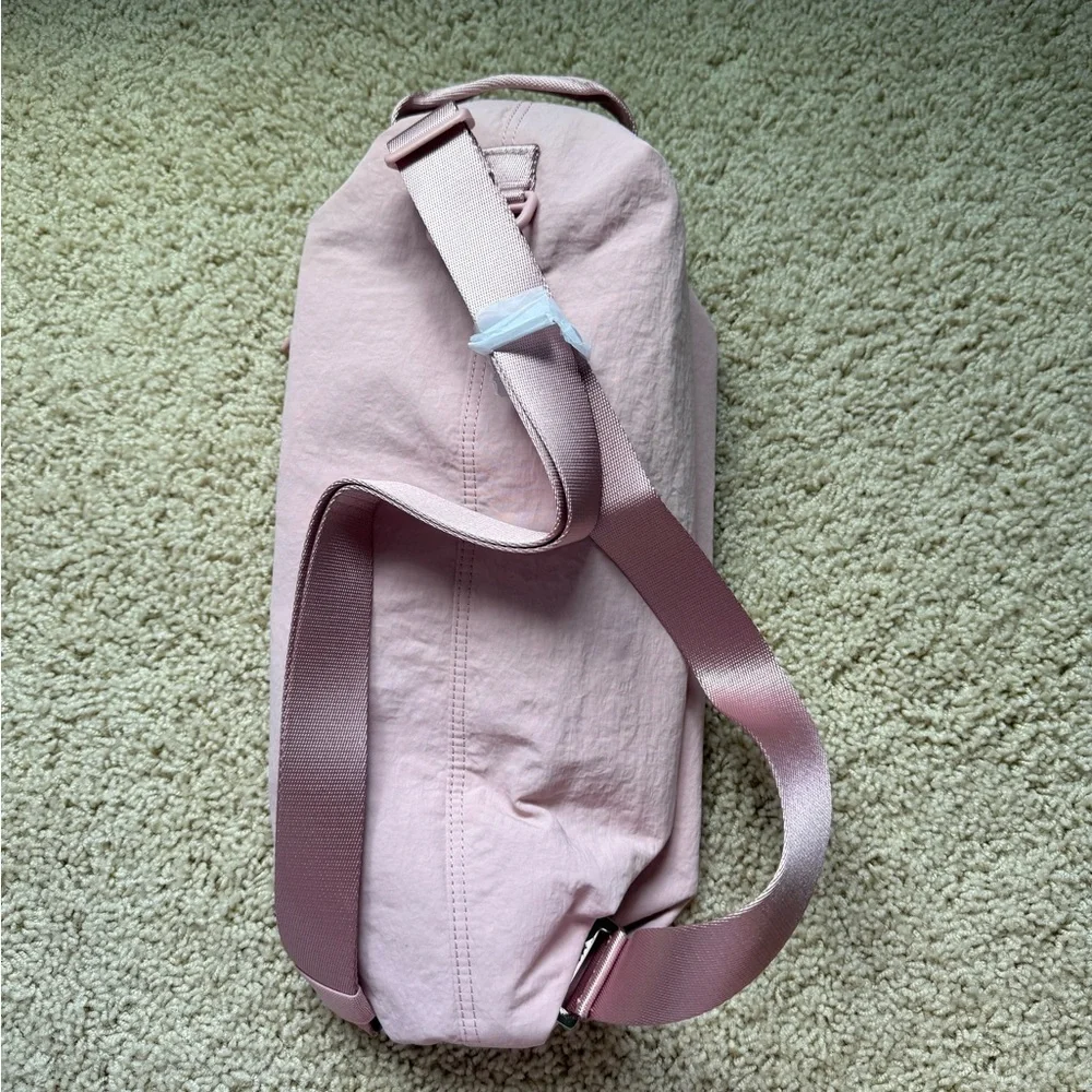 Lululemon Athletica Fast Track Bag 2.0 Pink Haze